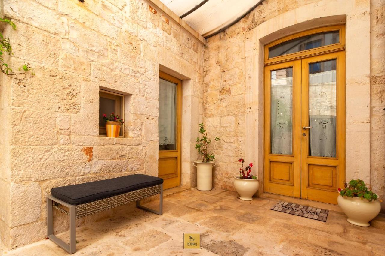 Вилла Petralu By La Puglia In Un Trullo Локоротондо Экстерьер фото